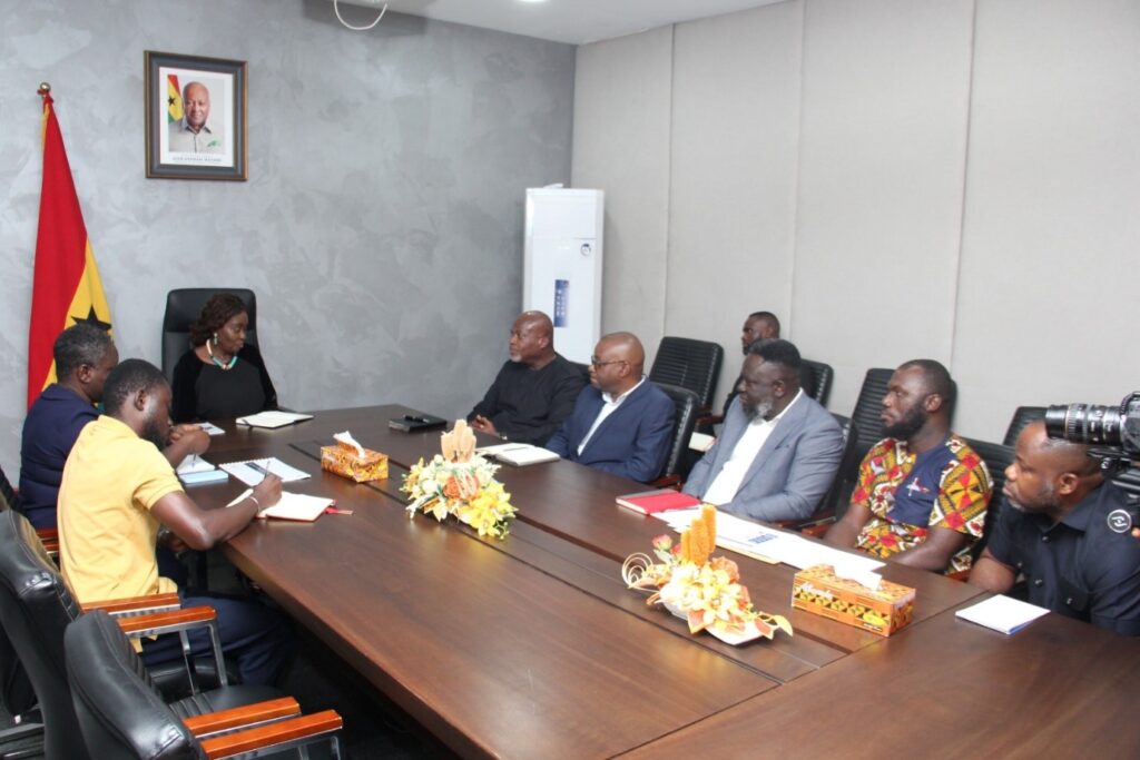 Vice President meets management of Afriwave Telecom