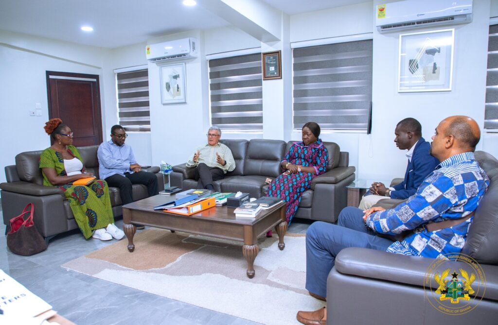 Trade Minister assures cashew processors of government support
