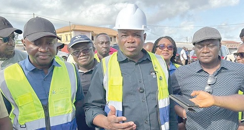 Roads Ministry imposes absolute ban on new projects to stop contractor backlog